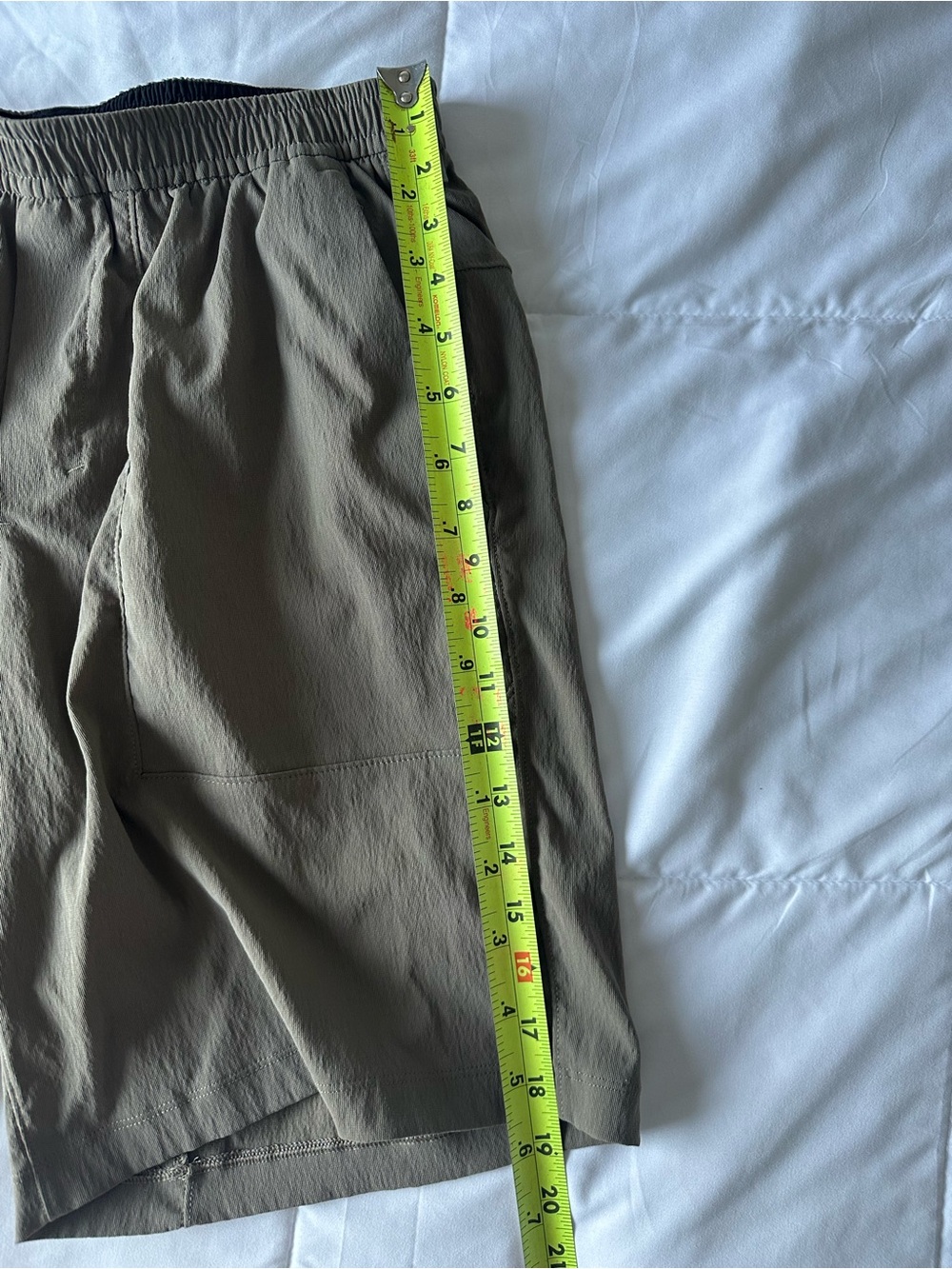 Men’s Lululemon Bowline Woven 8” Inseam Shorts Size L Dark Brown - Picture 6 of 8